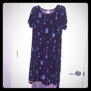 Arrow detail Lularoe Carly dress